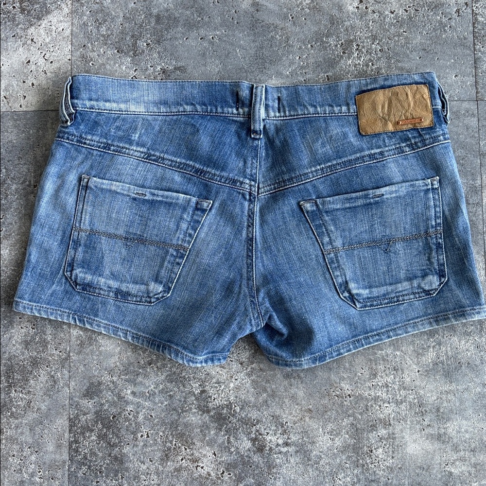 Diesel Classic Blue Jean Shorts - Picture 4 of 6
